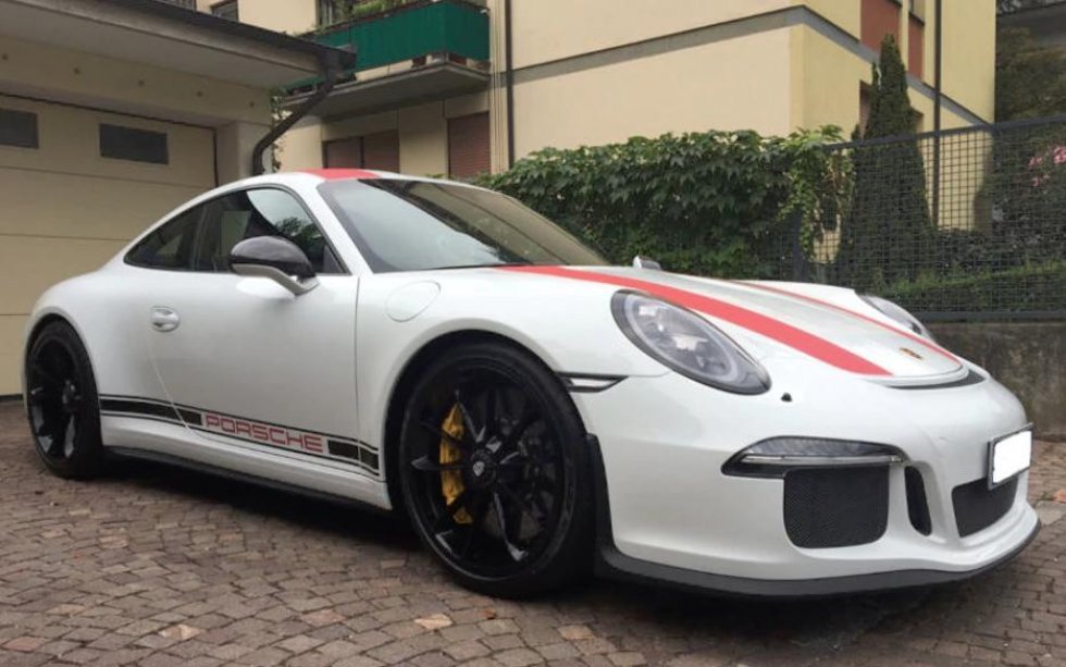 Den første Porsche 911 R sælges "brugt" til urimelig overpris