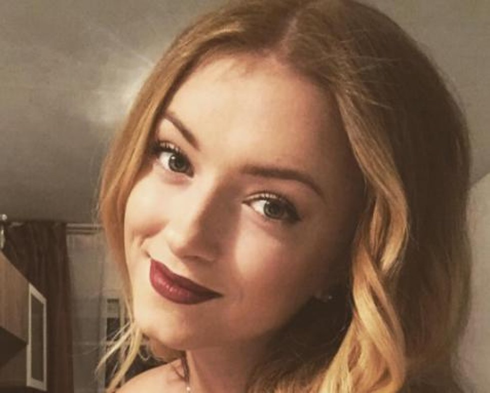 Mød danske Michaela Lintrup: Hun er 19 år gammel og lever af at uddele headshots i Counter-Strike 