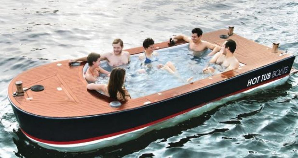 Spabads-båden er det eneste du skal eje hvis du vil være sommerens konge blandt dine venner