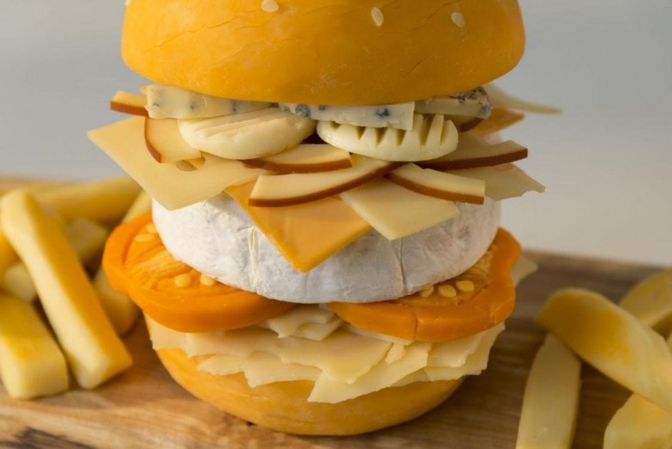 Du kan nu få en cheeseburger lavet udelukkende af ost
