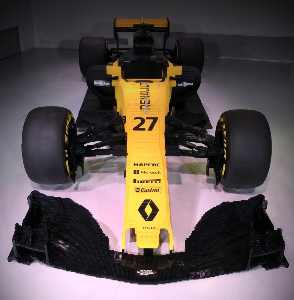 Renault har bygget 1:1 LEGO-model af deres F1 racer