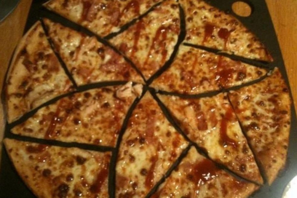Videnskaben er nået frem til løsningen: Sådan skæres en pizza optimalt