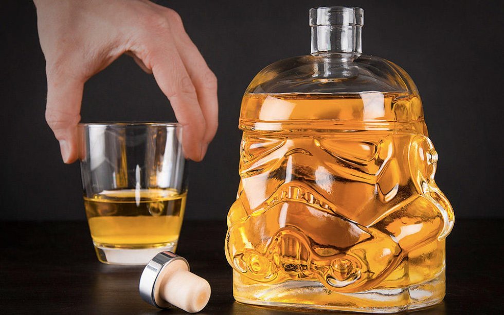 Star Wars Stormtrooper-flasken er fyldt med galaksens sejeste sprut