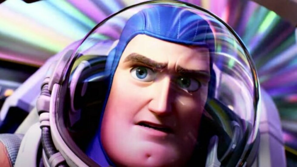 Med det uendelige univers: Se den nye officielle trailer til Buzz Lightyear-filmen