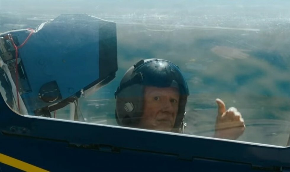 Den italienske stemmeskuespiller for Tom Cruise forberedte sig til Top Gun: Maverick ved at flyve jetfly