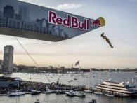Vind 2x2 eksklusive billetter til Red Bull Cliff Diving 22. juni