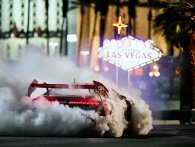 Electrikhana: Se Ken Block og Tom Kristensen rykke rundt på asfalten i Las Vegas