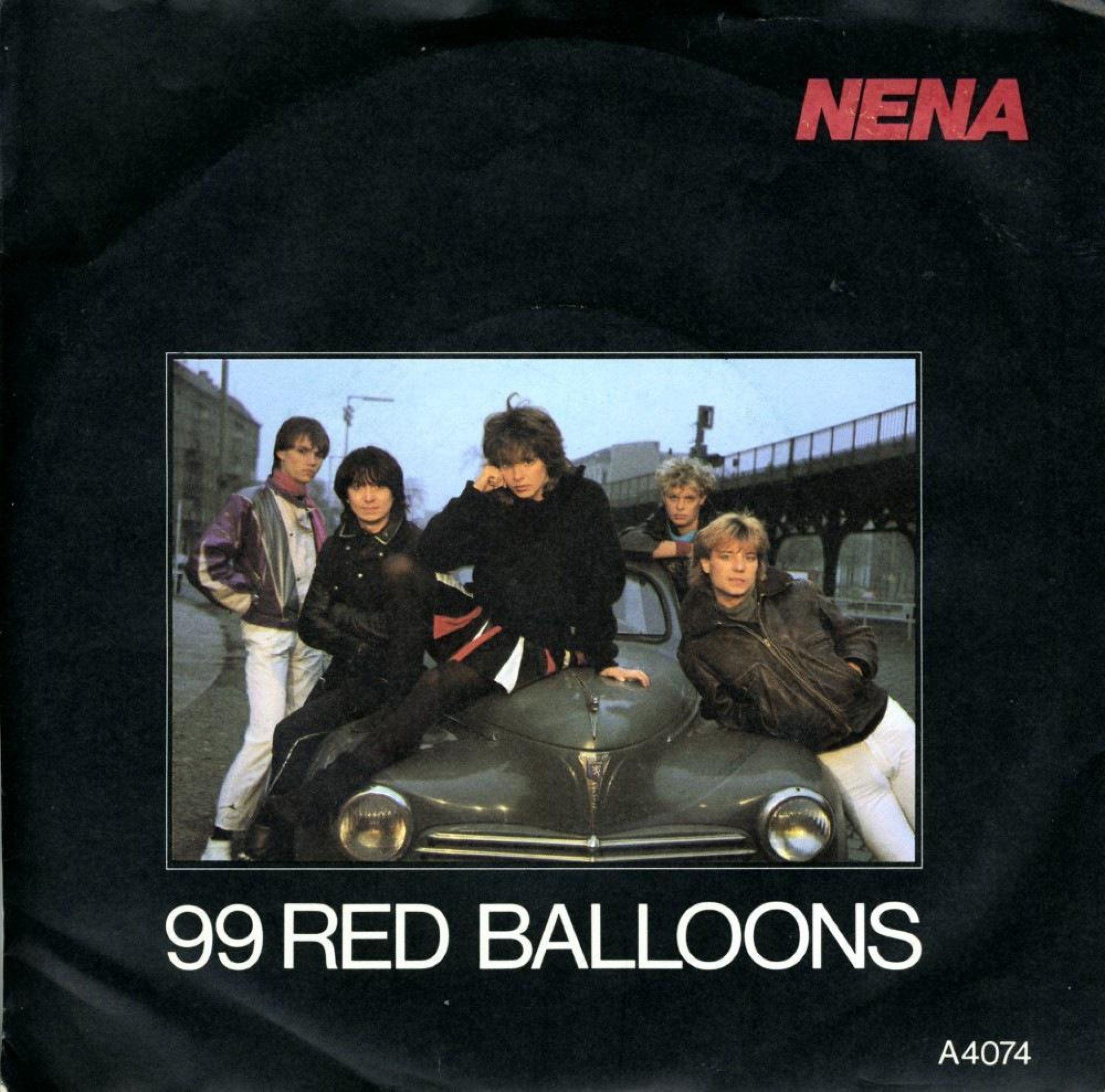 Nena 99 luftballons. Nena 99 Red Balloons. Nenas 99 Red Balloons. Nena | 99 Red Balloons [1984]. Nena группа.