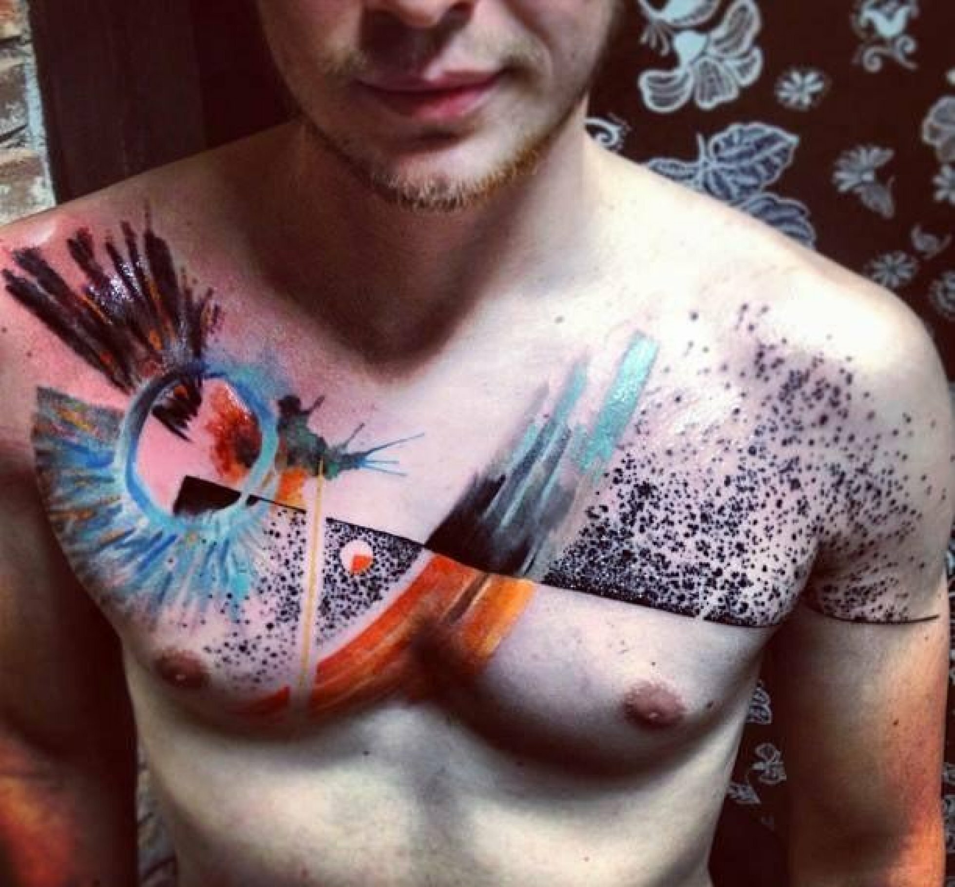 татуировки на одну часть груди фото 29