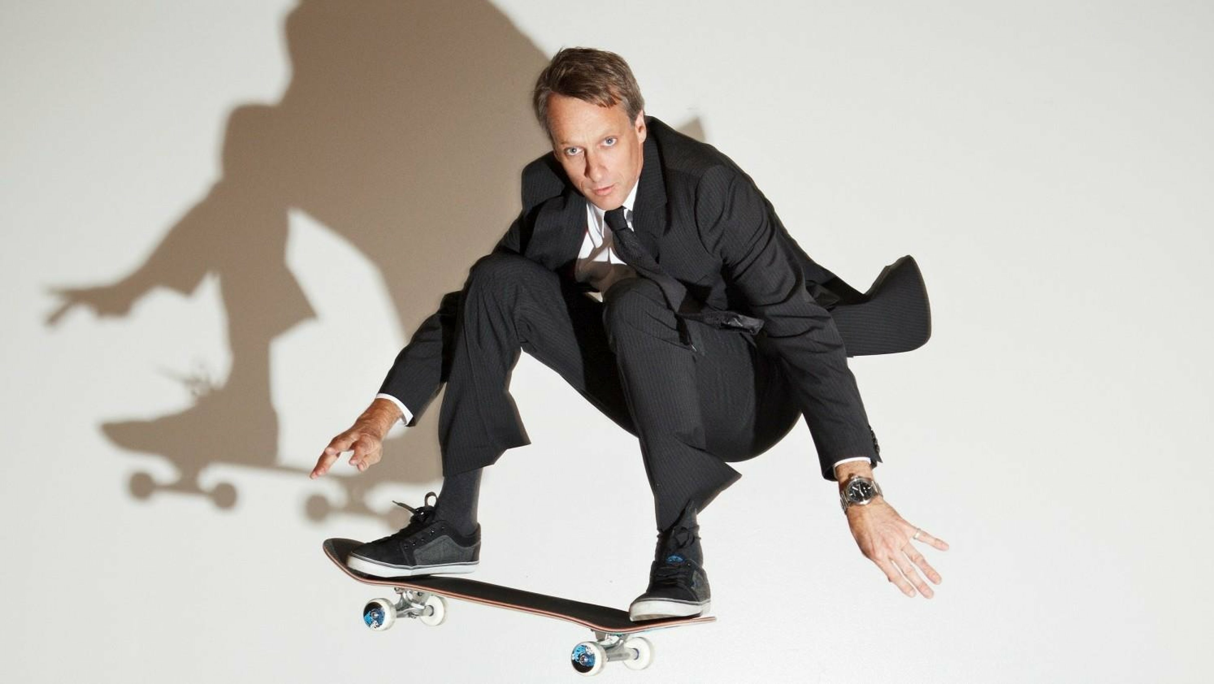 Tony hawk. Тони Хоук. Тони Хоук скейтбордист. Тони Хоук 900. Тони Хоук на скейте.