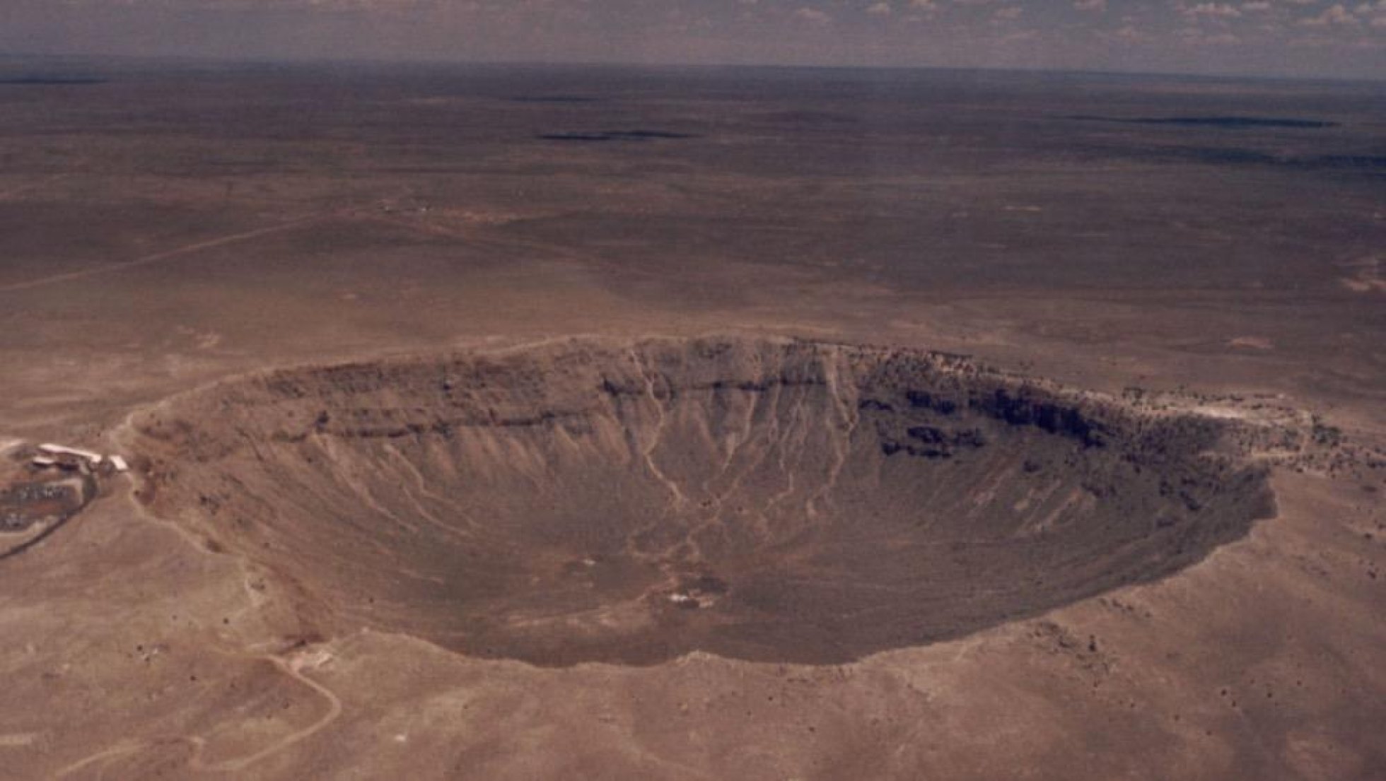 Кратер от метеорита убившего динозавров. Кратер Чиксулуб. Кратер Чиксулуб Мексика. Юкатан метеорит кратер. Полуостров Юкатан кратер метеорита.