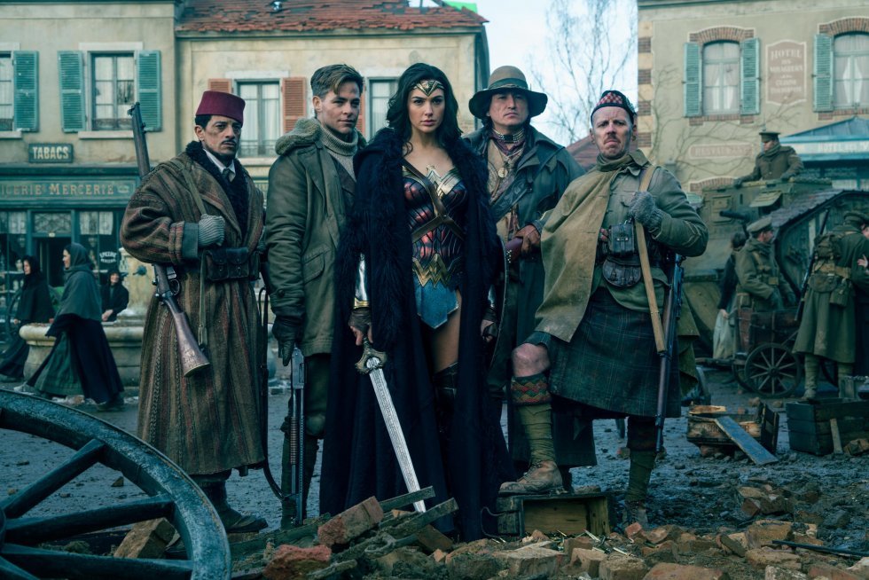 Warner Bros. - 'Wonder Woman' er helt igennem imponerende