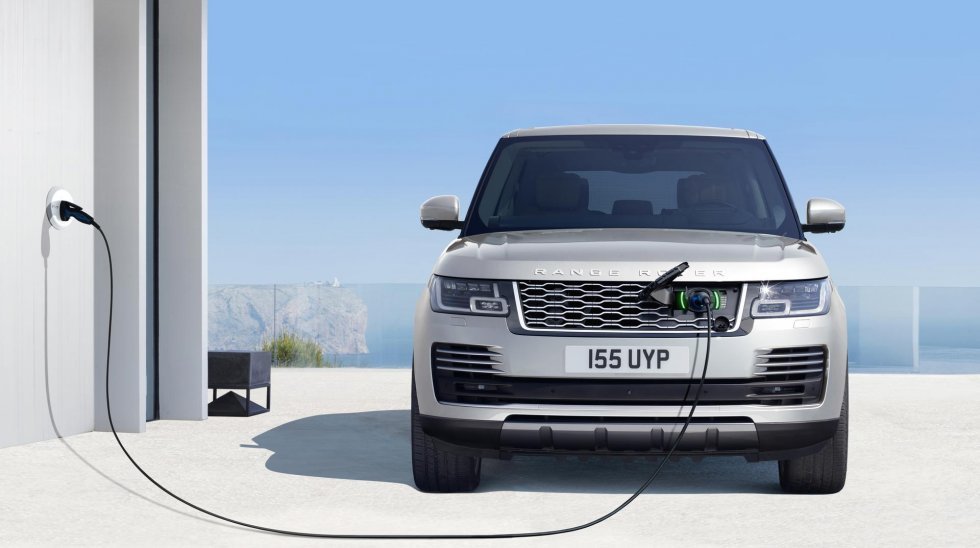 Range Rover Hybrid rammer Danmark til foråret
