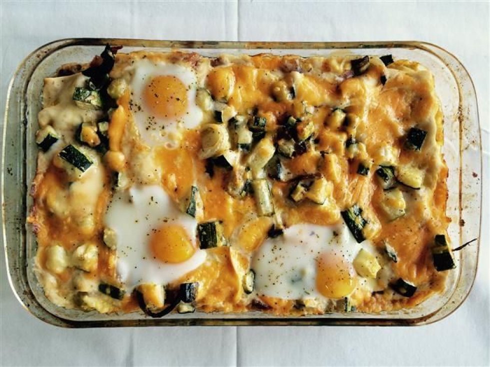 Bacon- og ostehelvede: Denne morgenmads-lasagne redder din tømmermænds-søndag