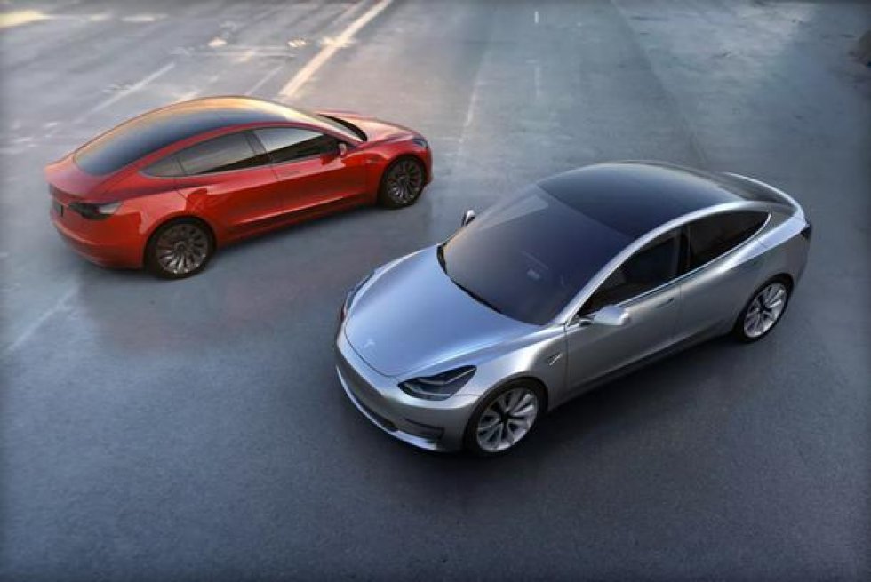 Her er den nye Tesla Model 3