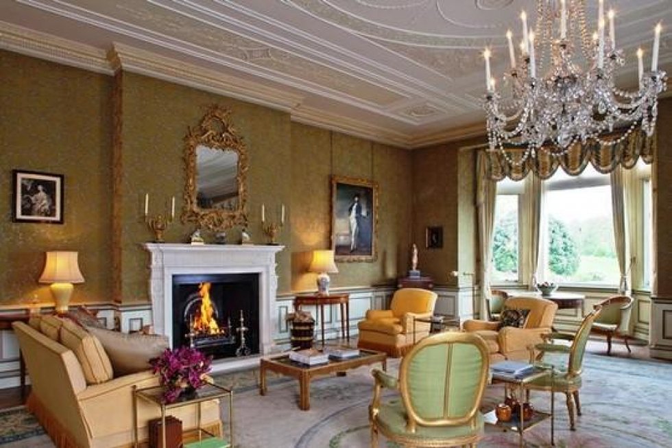 Victoria og David Beckhams nye vilde hus minder mest af alt om et slot