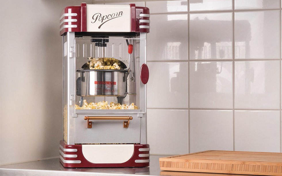 Den her geniale maskine laver ægte biograf-popcorn til filmen i hjemmebiffen