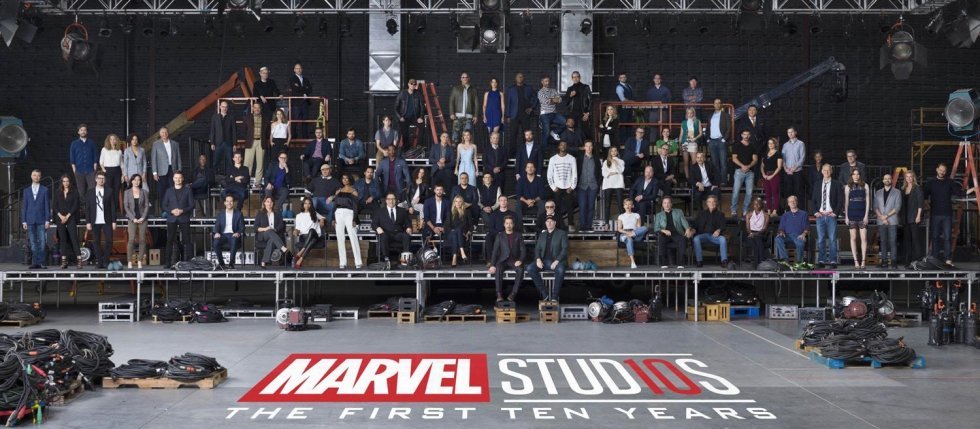 Marvel Cinematic Universe har 10 års jubilæum og samler alle stjerner til et episk klassebillede