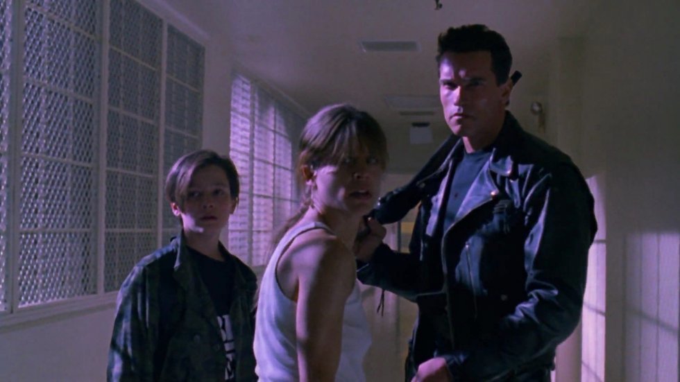 Schwarzenegger deler første Terminator-genforening med Linda Hamilton siden 1991