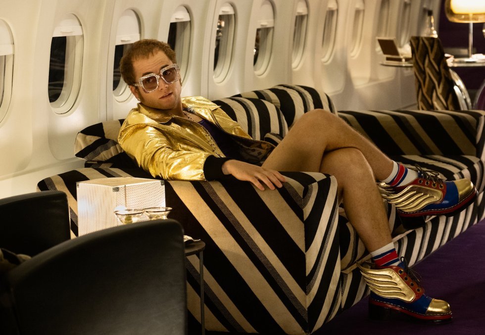 Taron Egerton kanaliserer sin indre Elton John i første Rocketman-trailer