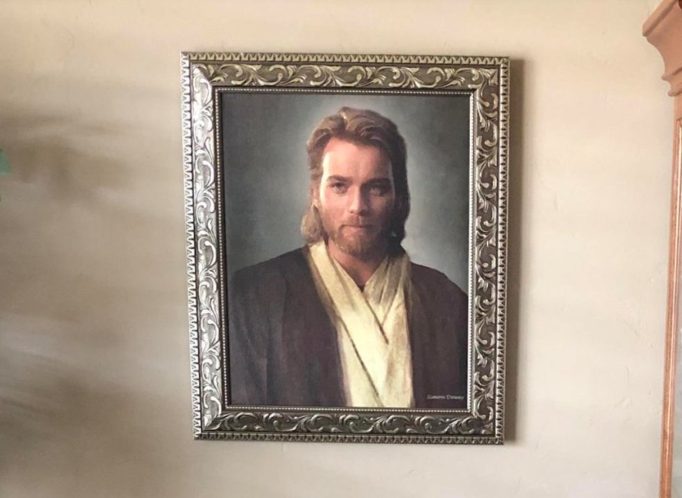Søn har givet sin mor et Jesus-billede i julegave, som i virkeligheden er Obi-Wan Kenobi