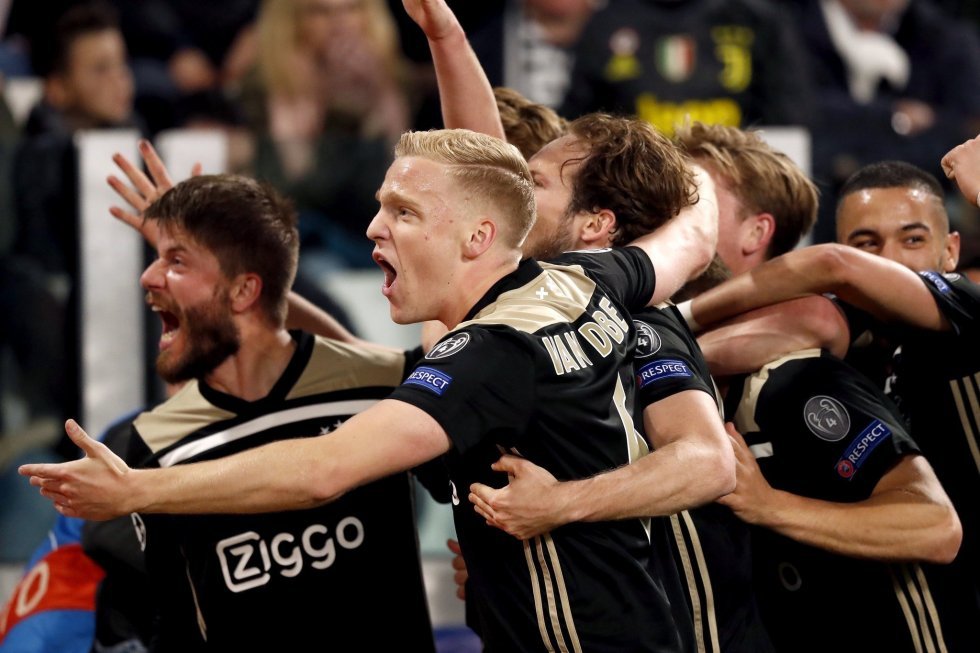 Ajax sender Juventus ud! Se alle højdepunkter fra 2-1-sensationen i Torino her