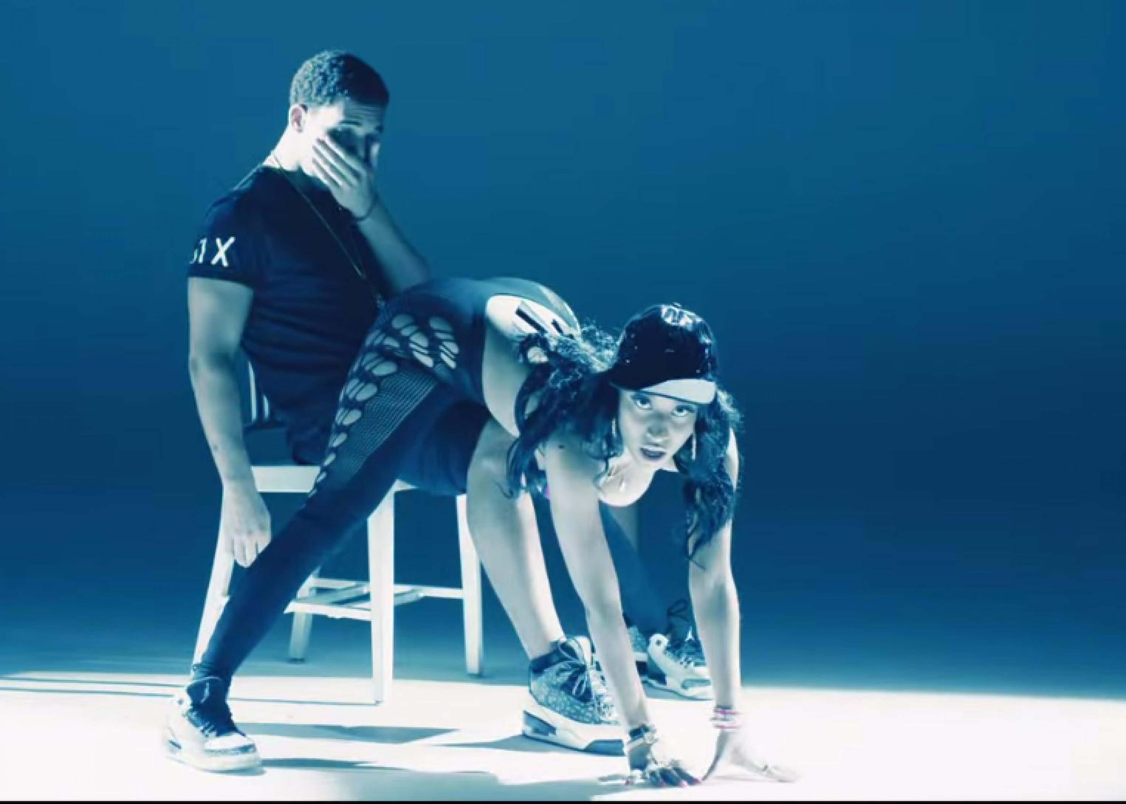 Nicki Minaj giver fræk lapdance til Drake Magasinet M! 