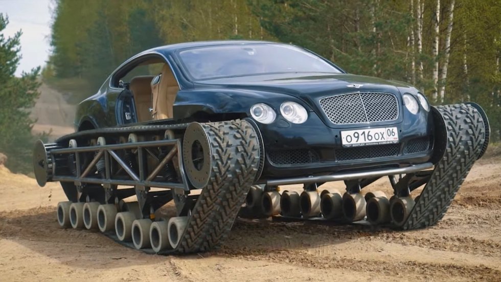Se en Bentley Continental GT blive forvandlet til en tank