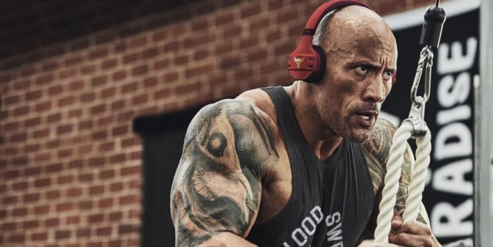 The Rock deler et af sine onde upper body-træningsprogrammer