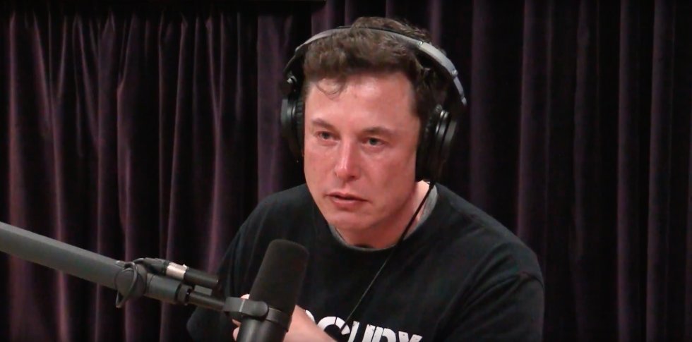 Elon Musk arbejder på at kunne forbinde din hjerne direkte til internettet i 2020