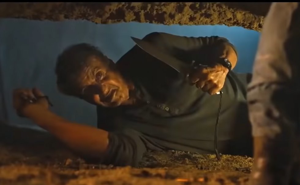 Rambo jagter kartelmedlemmer med høtyve og knive i ny Last Blood-trailer