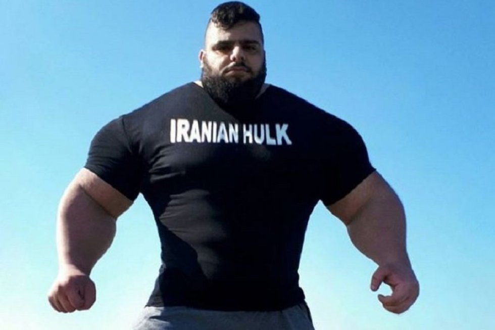 Den Iranske Hulk leder efter en modstander, der tør møde ham i bokseringen