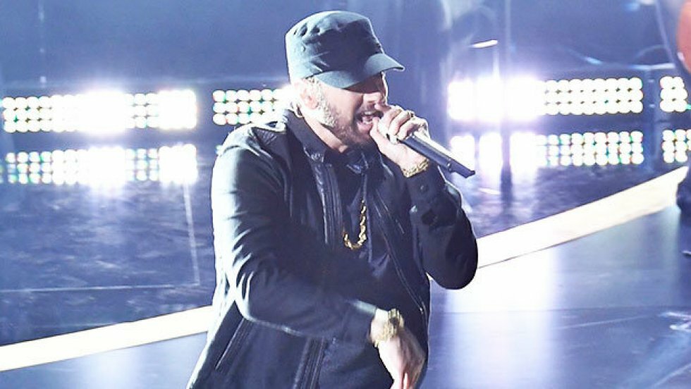 Eminem overrasker med suprise-optræden af Lose Yourself til årets Oscar 2020 