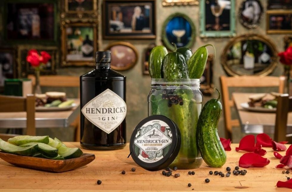 HENDRICK'S GIN X KATZ?S DELICATESSEN - Hendrick's lancerer gin-syltede agurker