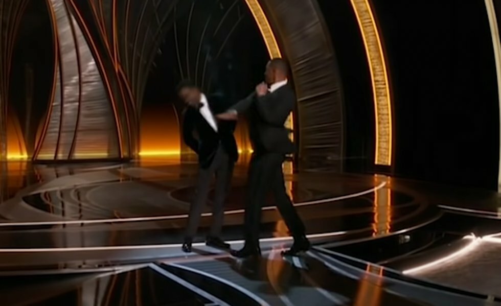 Vred Will Smith gav Chris Rock en dummeflad på live-tv til årets Oscar-show