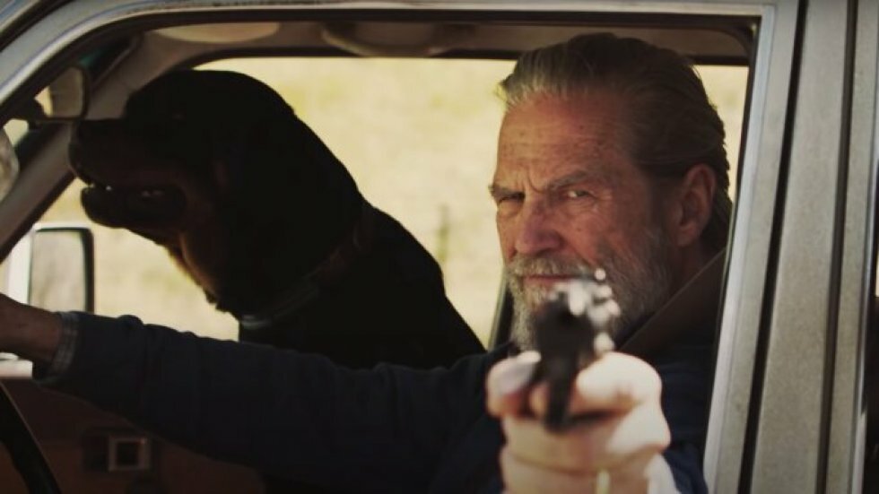 Jeff Bridges uddeler bøllebank som eksil-CIA-agent i serien The Old Man