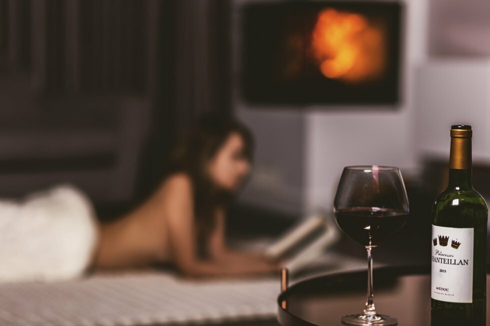 Prøv 50 nye sexstillinger i soveværelset for under 50 kroner