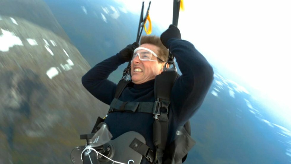 Tom Cruise fremviser nyt halsbrækkende stunt til Mission Impossible 7