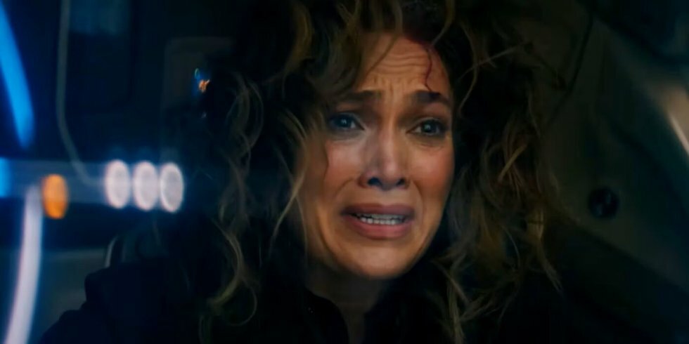 Jennifer Lopez skal redde verden i første trailer til sci-fi-thrilleren Atlas