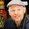 Bill Burr Gets Red in the Face While Eating Spicy Wings | Hot Ones - Bill Burrs besøg hos Hot Ones er praktisk talt et 30 minutters standup-show