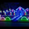 2015 Johnson Family Dubstep Christmas Light Show - Featured on ABC's The Great Christmas Light Fight - Blinkende techno-lys og hård bas: Her får du det vildeste jule-hjem på kloden 