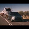 Land Rover Discovery Tows 110 Tonne Road Train - Kan en Land Rover trække et 110 ton tungt road train? Se forsøget her i videoen
