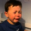 My son was gutted when I told him that Robin Van Persie was leaving Man United! - Video: 4-årig bryder sammen over yndlingsspillerens klubskifte