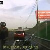 Russian Couple Get Caught Having sex on a Motorcycle? - Og sådan dyrker man sex på en motorcykel!