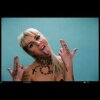 Yakuza - Chola / Madonna (Officiel lyric video) - Yakuza gør op med daddy-issues i musikvideoen til Chola/Madonna