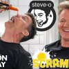 Steve-O Shocks Gordon Ramsay While Making A Southwestern Omelette | Scrambled - Steve-O besøger Gordon Ramsays køkken, hvor han selvfølgelig hælder chilisovs i sit øje