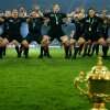 New Zealand perform World Cup winning Haka - Dansker på liste over de mest uhyggelige fodboldspillere nogensinde: Se her hvem