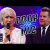 Drop the Mic w/ Helen Mirren - Helen Mirren smadrer James Corden i ond rap-battle