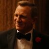 James Bond Scene - SNL - James Bond drikker redbull og gambler i ventetiden på No Time To Die-forsinkelsen