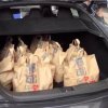 Hvor mange cheeseburgere kan der være i bagagerummet på en Tesla P85D?